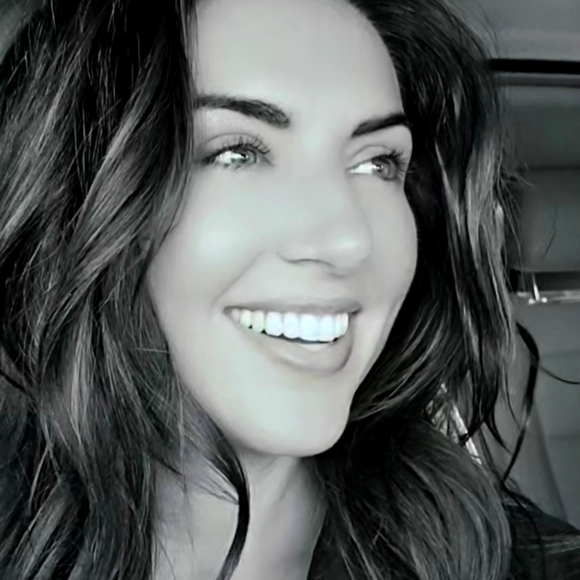 Meet your Posher, Shasta - Picture 1 of 1